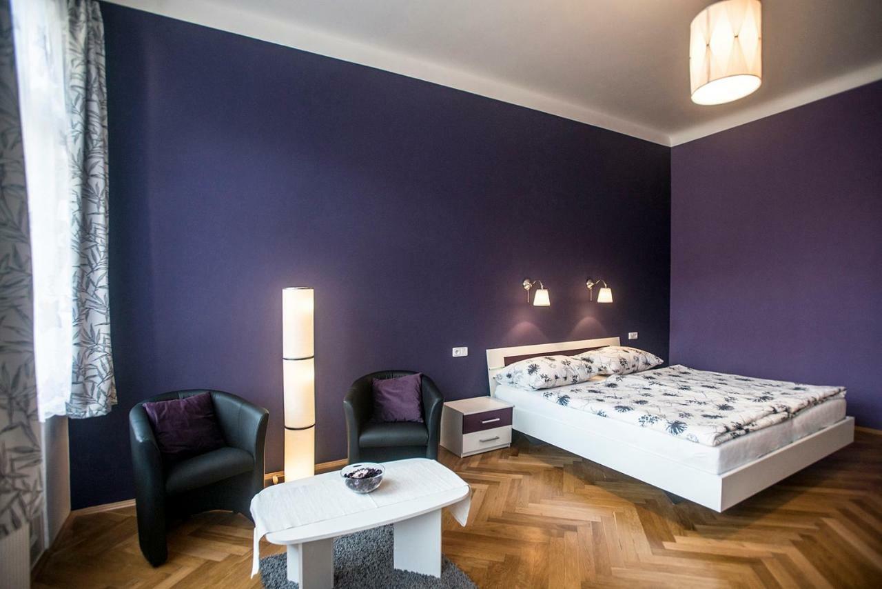 Charles IV Apartments Praga Exterior foto
